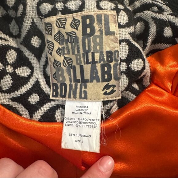 Billabong Black and Cream Patterned Jacket Size Small Women’s - Picture 9 of 9